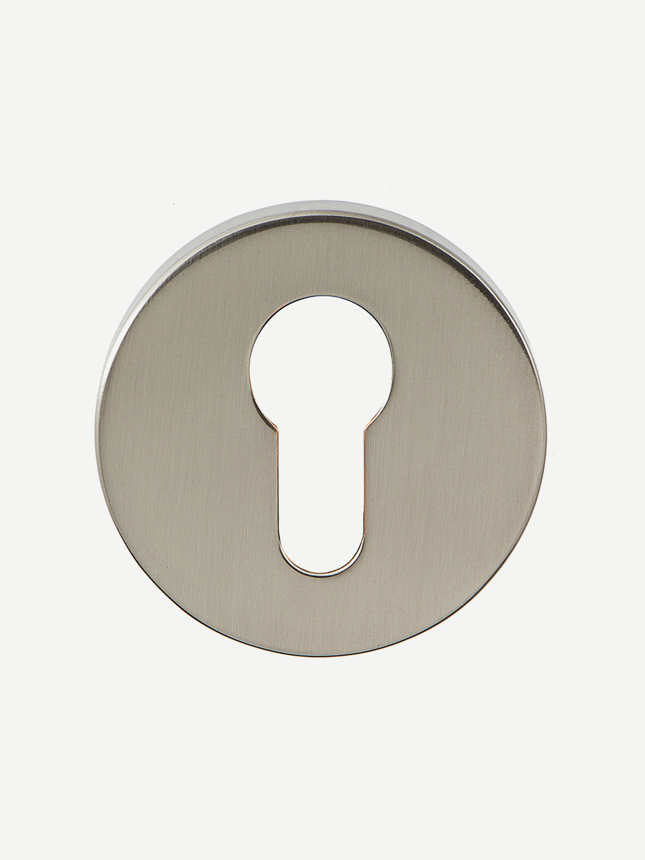 Round keyhole in satin nickel for lever handle and doors