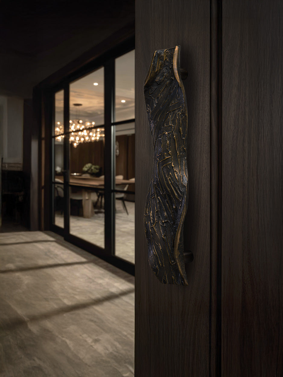 Front Door Handle –  XYLEM